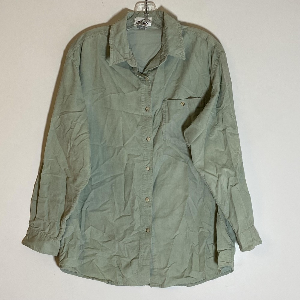 Chic Shirt Womens Medium Green Corduroy Button‎ Front Long Sleeve Casual